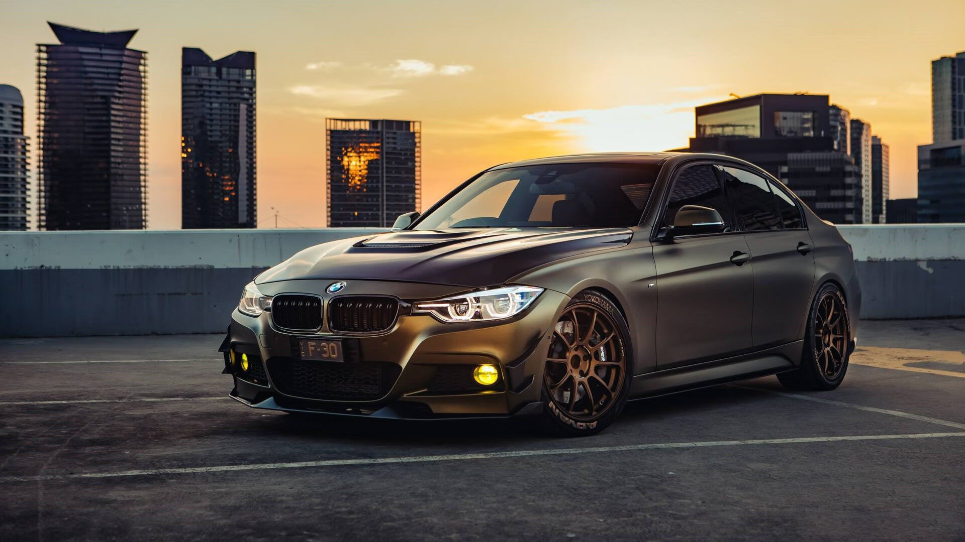 乐鱼官方登录入口-Emily Johnson 多次关键接球达阵，接球的关键动作是